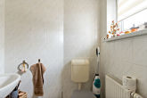 Gäste WC - Die Suche hat ein Ende! Doppelhaushälfte,bezugsbereit-mit Garage und Sonnenterrasse in Teutschenthal