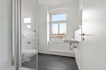 Helle und moderne 2-Zimmer-Wohnung – Erstbezug nach Sanierung! 06112 Halle, Etagenwohnung zur Miete