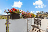Balkon - Charmante Dachgeschosswohnung mit Familienflair und moderner Ausstattung – Ihre neue Wohlfühloase in Halle!