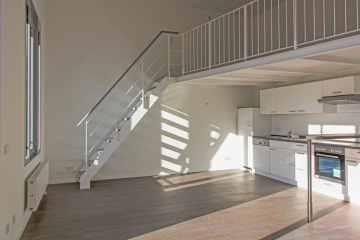 Großartige 3-Raumwohnung mit Balkon, EBK, Aufzug, Galerie 06108 Halle, Etagenwohnung zur Miete