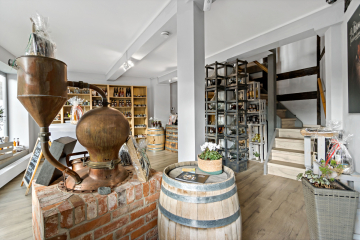 Historischer Charme trifft moderne Nutzung – Hallmarkt! 06108 Halle, Ladenlokal zur Miete