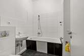 Badezimmer - Geräumige 3,5 Raumwohnung am Steintor!