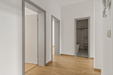 Flur - Nun wieder zu haben, 3 Raum-Wohnung in Zeitz!