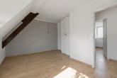 Schlafzimmer - Tolle Familienwohnung mit Dachterrasse und Galerie in der Anhalt-Siedlung