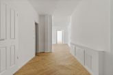 Flur - Exklusives Wohnen im Baudenkmal – Großzügige Erdgeschosswohnung mit zwei Terrassen!