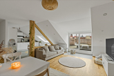 Wohnen - Stilvolle Dachgeschosswohnung mit zwei Dachterrassen & zwei Stellplätzen