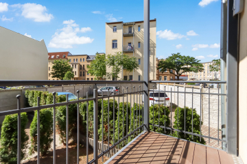 Schöne 2-Raumwohnung mit Balkon in der Maybachstaße! Stellplatz möglich! 06112 Halle, Dachgeschosswohnung zur Miete