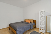 Schlafzimmer - Attraktive 3-Raumwohnung mit Terrasse und Einbauküche in der Melanchthonstraße!