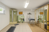 Zimmer UG - Bad/Dusche - Großzügiges Einfamilienhaus mit Traumgrundstück in Landsberg OT Reinsdorf