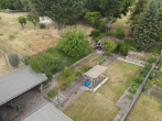 Drohne Garten - Wohnen wo andere Urlaub machen- Doppelhaushälfte in Mühlbeck