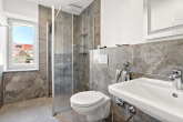 Badezimmer - Modernes Wohnen in der Anhaltsiedlung mit Terrasse und eigenem Gartenbereich