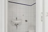 Badezimmer a - Schnellsein lohnt sich, 2 Raum-Wohnung in Zeitz!