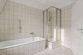 Badezimmer I - Stillvolle 4-Raumwohnung mit Balkon in der südlichen Innenstadt!