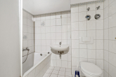 Badezimmer - Moderne 2-Zimmerwohnung in Zeitz